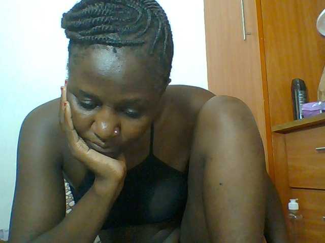 Chocolateskin4 live cam preview