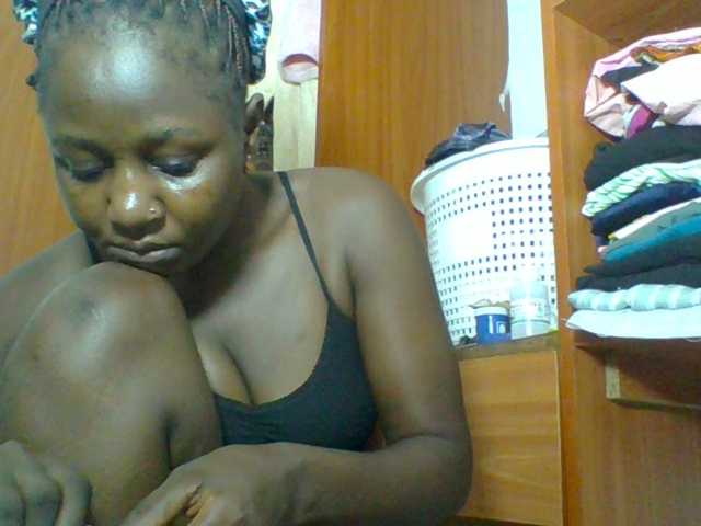 Chocolateskin4 live cam on BongaCams