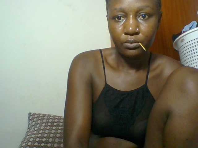 Chocolateskin4 live cam preview
