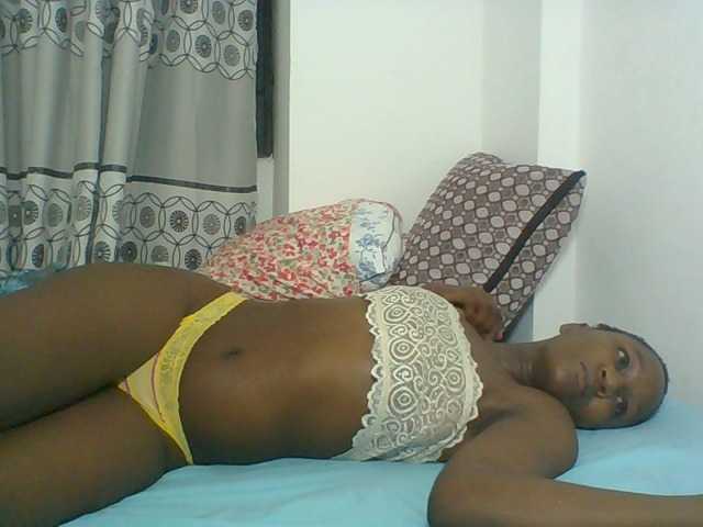 Chocolateskin4 live cam on BongaCams