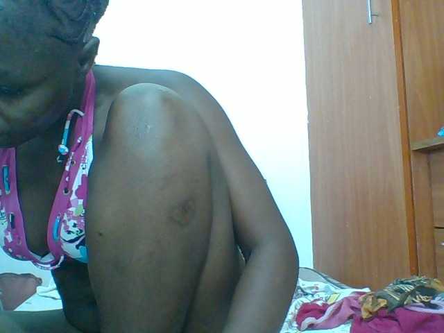 Chocolateskin4 live cam on BongaCams