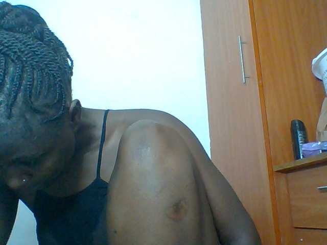 Chocolateskin4 live cam preview