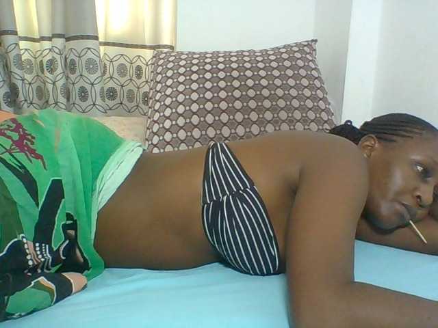 Chocolateskin4 live cam on BongaCams