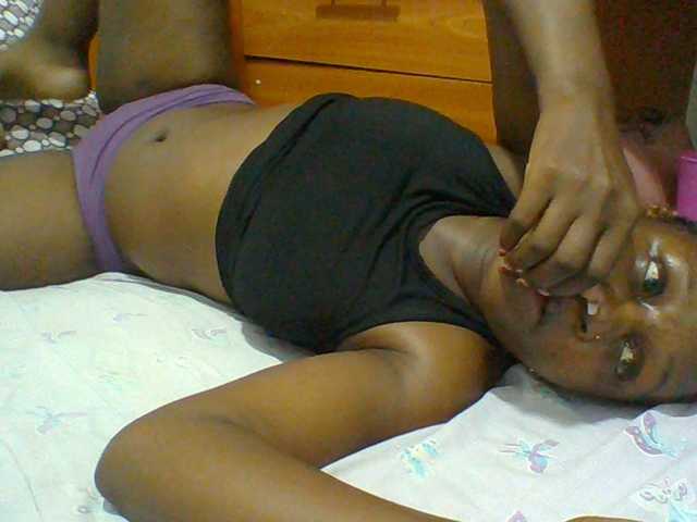 Chocolateskin4 live cam preview