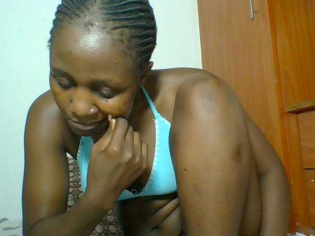 Chocolateskin4 live cam on BongaCams