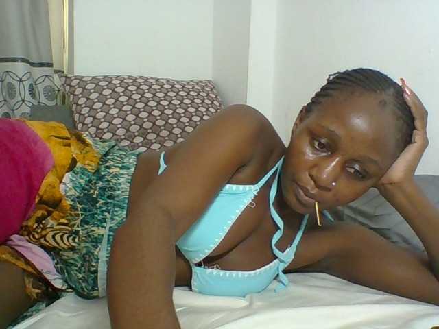 Chocolateskin4 live cam on BongaCams