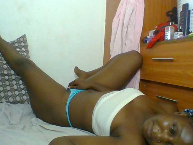 Chocolateskin4 live cam preview