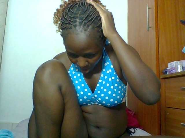 Chocolateskin4 live cam preview