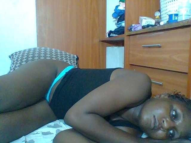 Chocolateskin4 live cam preview