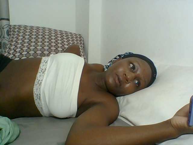 Chocolateskin4 live cam on UnifiedCams