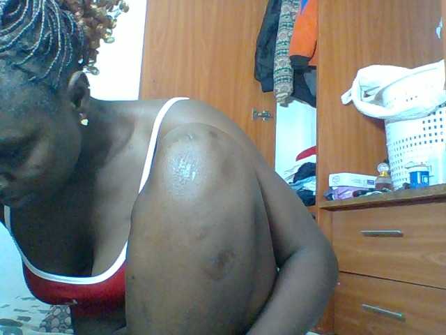 Chocolateskin4 live cam preview