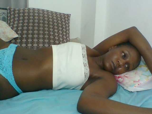 Chocolateskin4 live cam on BongaCams