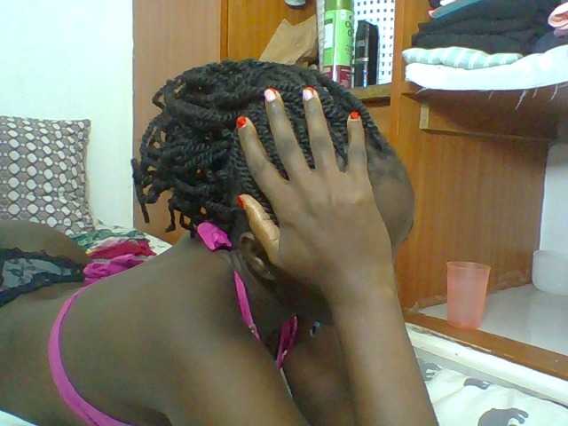 Chocolateskin4 live cam on BongaCams