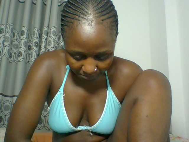 Chocolateskin4 live cam on BongaCams
