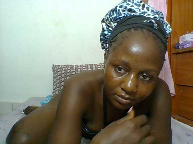 Chocolateskin4 live cam preview