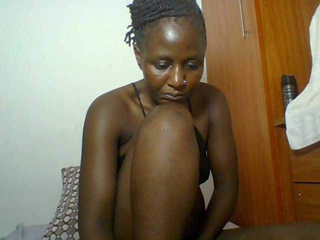 Chocolateskin4 live cam on BongaCams