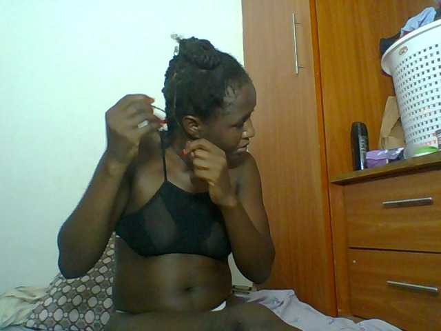 Chocolateskin4 live cam preview