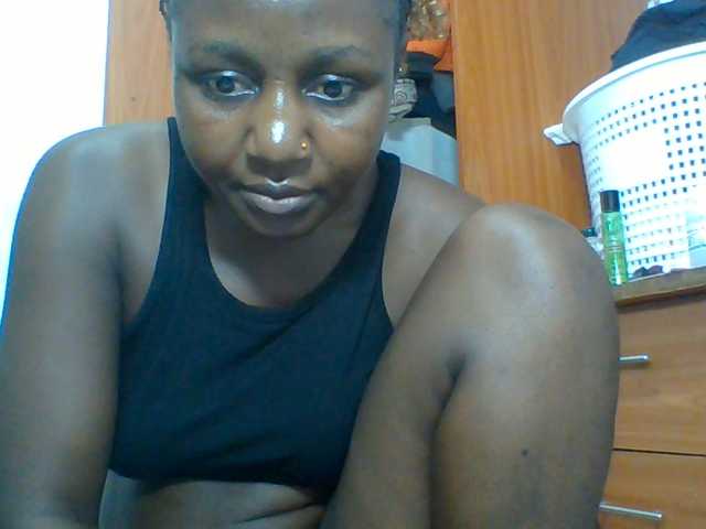 Chocolateskin4 live cam preview