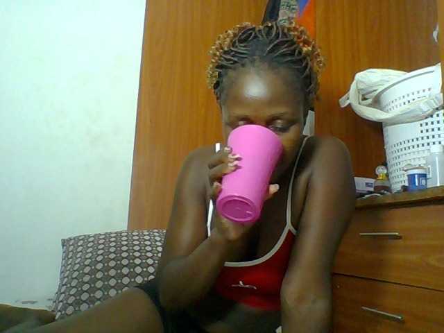 Chocolateskin4 live cam preview