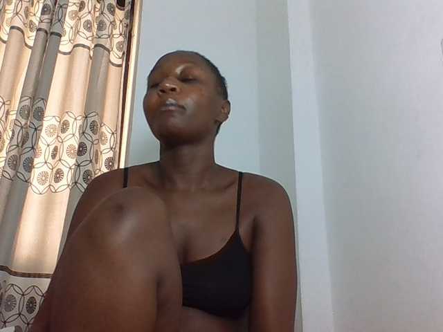Chocolateskin4 live cam on BongaCams