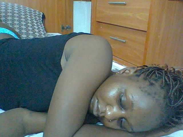 Chocolateskin4 live cam on BongaCams