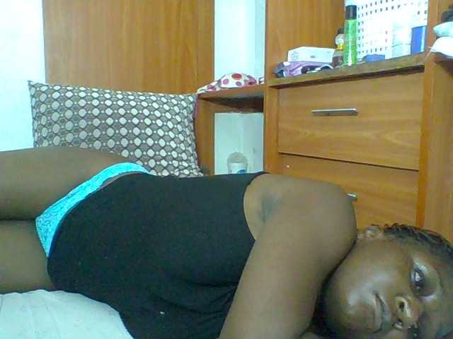 Chocolateskin4 live cam preview