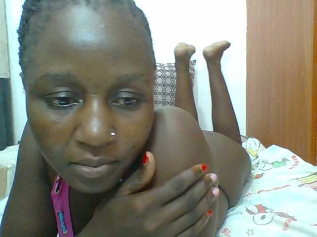 Chocolateskin4 live cam on BongaCams