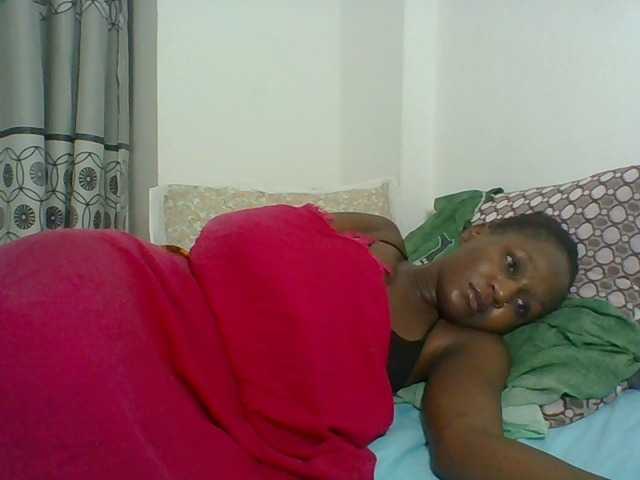 Chocolateskin4 live cam on BongaCams