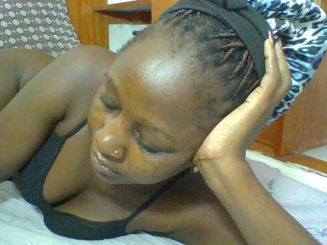 Chocolateskin4 live cam preview