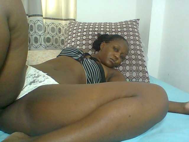 Chocolateskin4 live cam on BongaCams