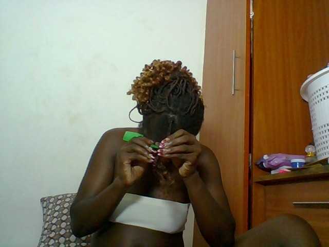 Chocolateskin4 live cam on BongaCams