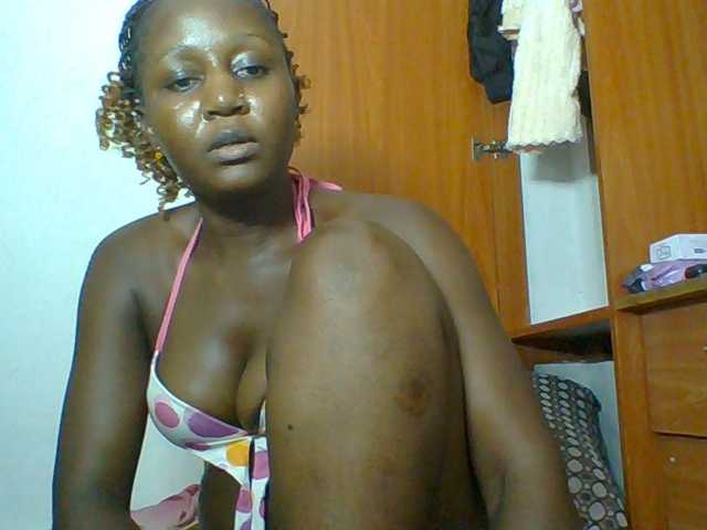 Chocolateskin4 live cam on BongaCams