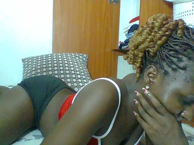 Chocolateskin4 live cam preview