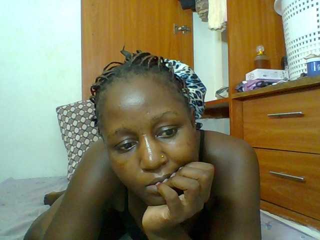 Chocolateskin4 live cam preview