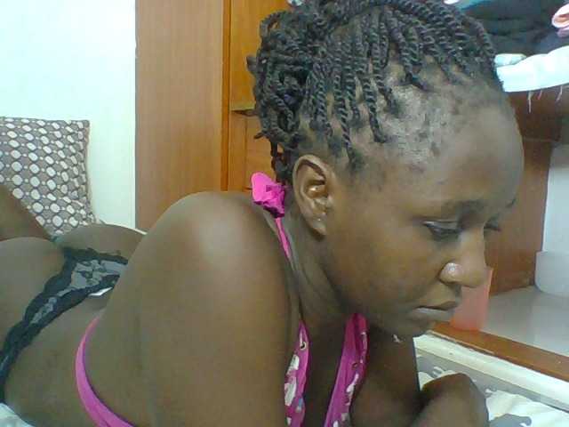 Chocolateskin4 live cam on BongaCams