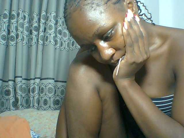 Chocolateskin4 live cam on BongaCams