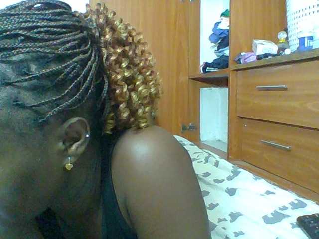 Chocolateskin4 live cam preview
