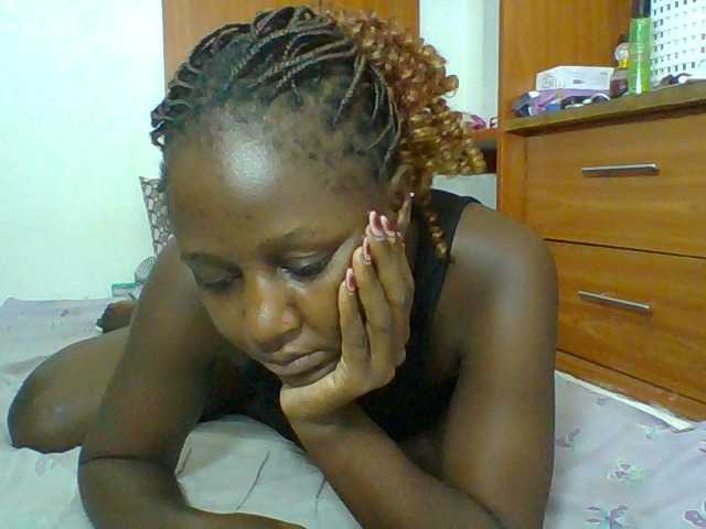 Chocolateskin4 live cam preview