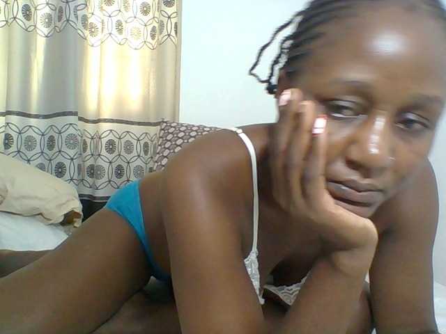 Chocolateskin4 live cam on BongaCams