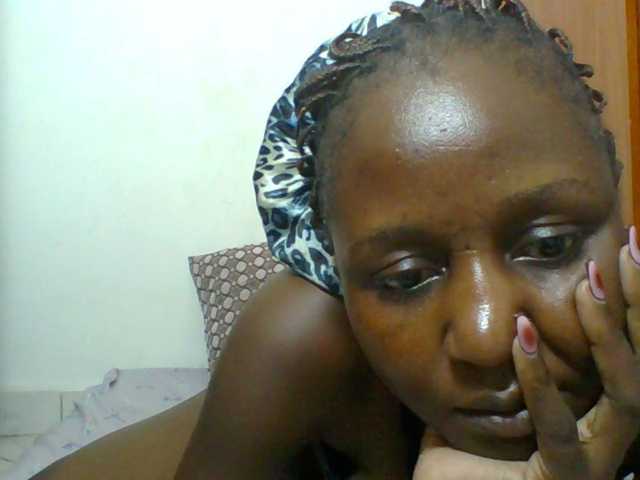 Chocolateskin4 live cam preview