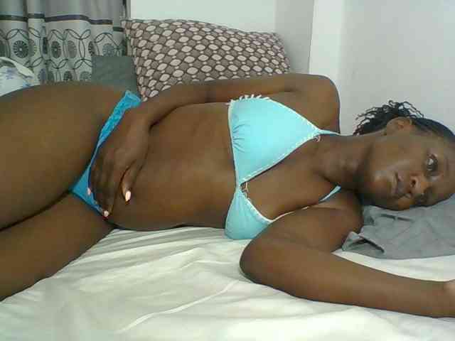 Chocolateskin4's cam show statistics and live stream