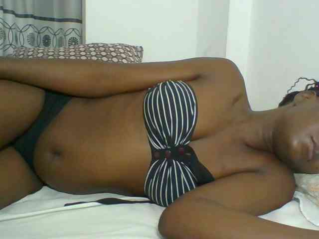 Modelo: Chocolateskin4