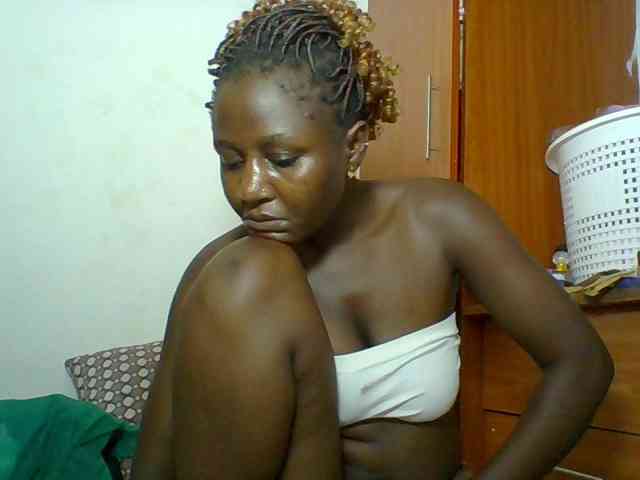 Modelo: Chocolateskin4