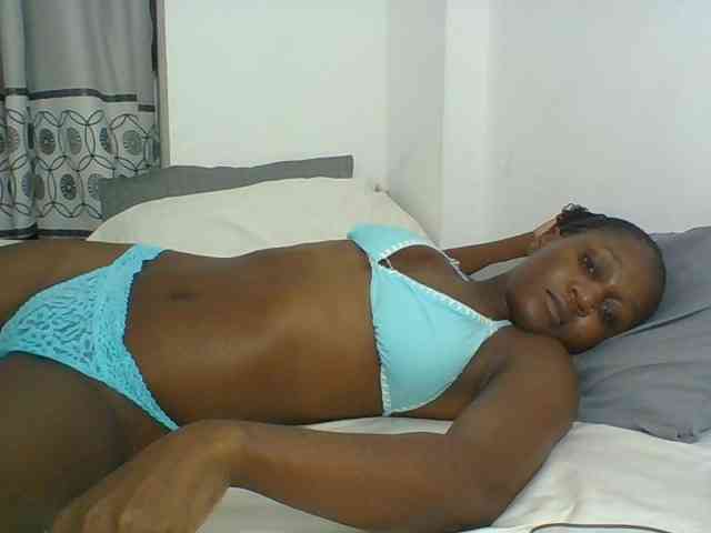 Chocolateskin4 Live Webcam on BongaCams