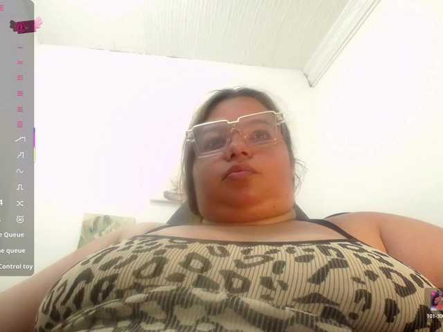 lexxy-bbw live cam preview