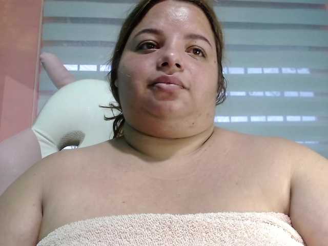 lexxy-bbw live cam on BongaCams