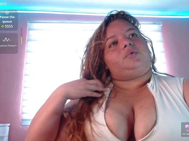 lexxy-bbw live cam on BongaCams