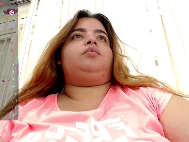lexxy-bbw live cam on BongaCams