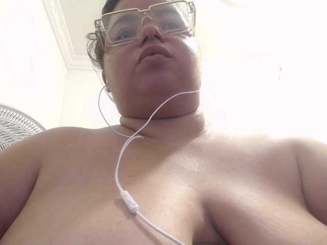 lexxy-bbw