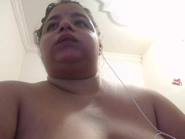 lexxy-bbw live cam on BongaCams
